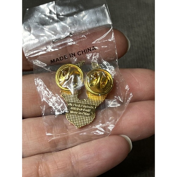 GWRRA Jacket Lapel Pin Honda Gold Wing Road Riders Association Motorcycle Pin - Picture 6 of 6